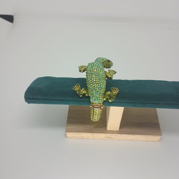 Vintage Rhinestone Alligator Clamper Bracelet. - Picture 5 of 7